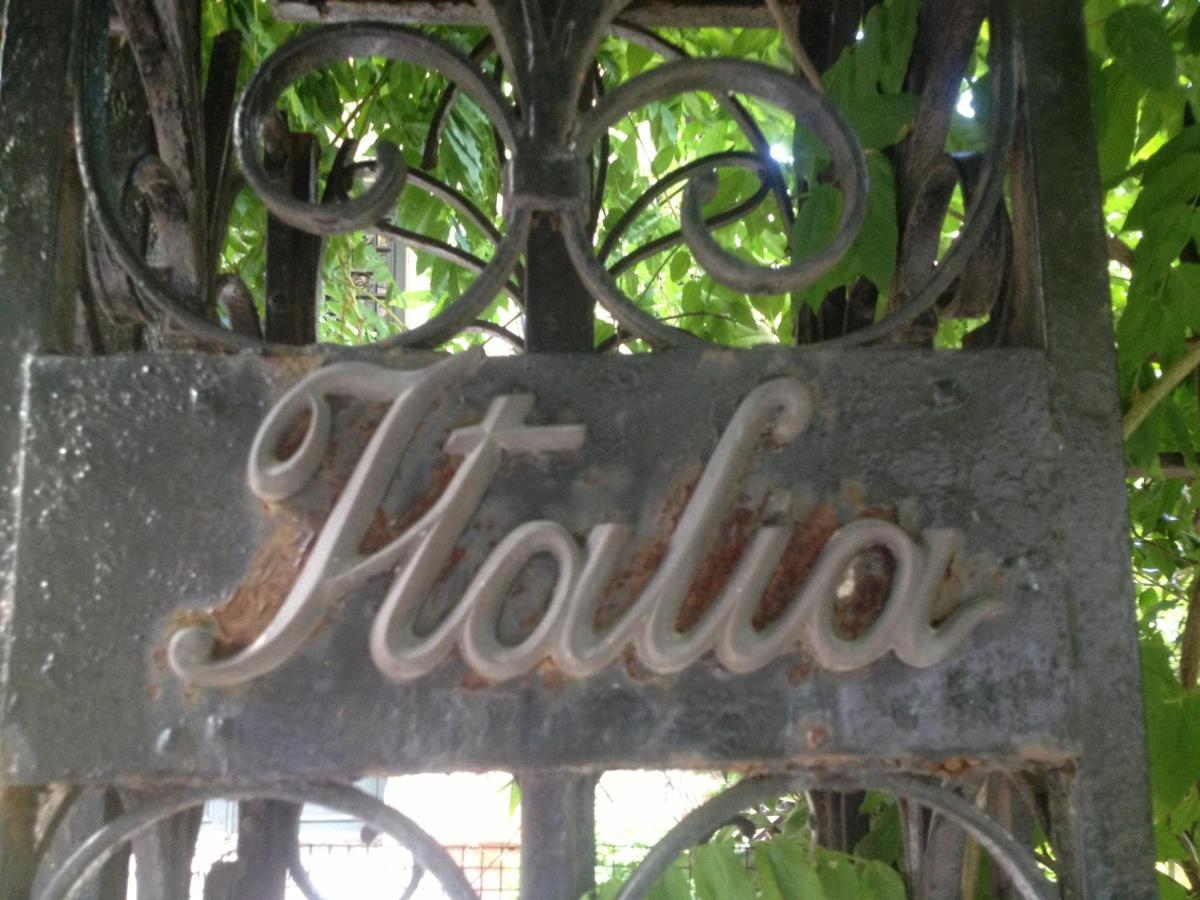 Villino Italia Hotel Наполи Екстериор снимка